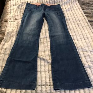 Super cute rich and skinny flare jeans